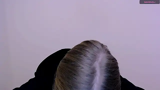 MissOliviaa  online show from 12/23/24, 11:57