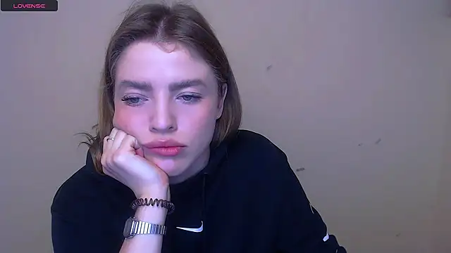 MissOliviaa  online show from 02/27/25, 08:28