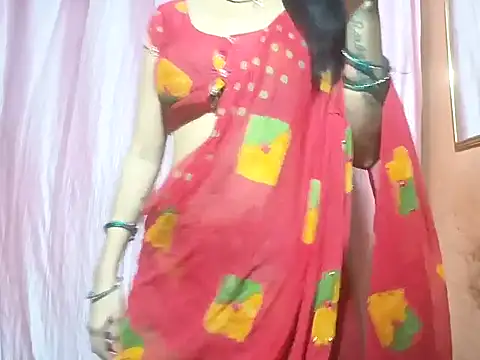 Snapshot of poojaxxx65 chatting on 03/12/25, 05:38 poojaxxx65 online show from 03/12/25, 05:38