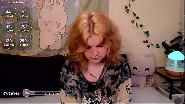 Snapshot of Moona_xx chatting on 04/07/26, 10:09 Moona xx online show from 04/07/26, 10:09