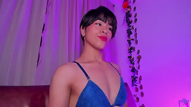 Snapshot of Little_michell chatting on 09/29/25, 02:06 Little michell online show from 09/29/25, 02:06