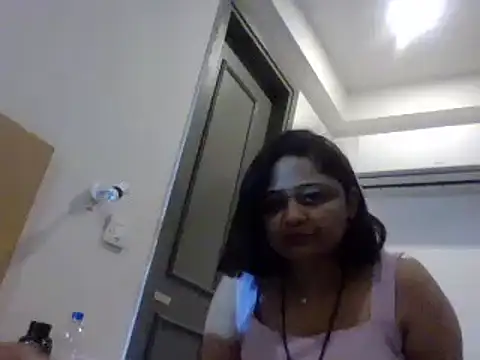 Snapshot of manvi199407 chatting on 03/02/25, 11:39 manvi199407 online show from 03/02/25, 11:39