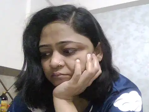 Snapshot of manvi199407 chatting on 11/05/25, 10:04 manvi199407 online show from 11/05/25, 10:04