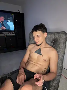 Snapshot of ArturoDelgado1 chatting on 03/24/26, 04:17 ArturoDelgado1 online show from 03/24/26, 04:17