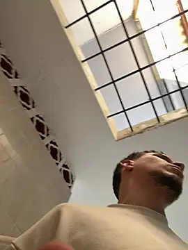 Snapshot of ArturoDelgado1 chatting on 03/26/26, 04:56 ArturoDelgado1 online show from 03/26/26, 04:56