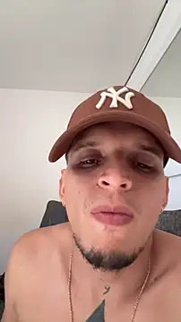 Snapshot of ArturoDelgado1 chatting on 04/18/26, 07:58 ArturoDelgado1 online show from 04/18/26, 07:58