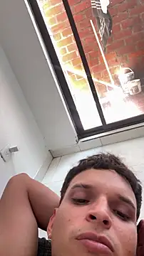 Snapshot of ArturoDelgado1 chatting on 04/19/26, 04:28 ArturoDelgado1 online show from 04/19/26, 04:28