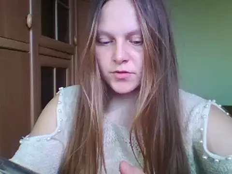 Evasapples online show from 02/13/25, 12:43