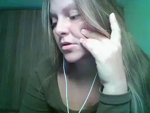 Evasapples online show from 09/20/25, 03:35