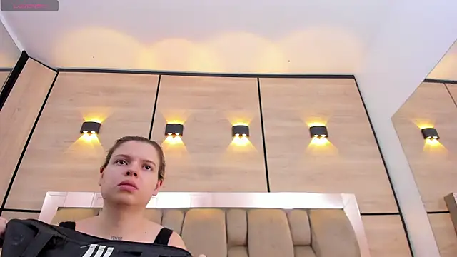 dorothy vegga online show from 01/07/26, 04:04