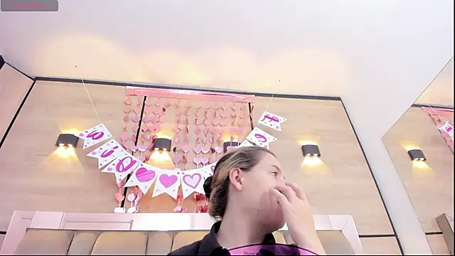 dorothy vegga online show from 02/17/26, 03:36