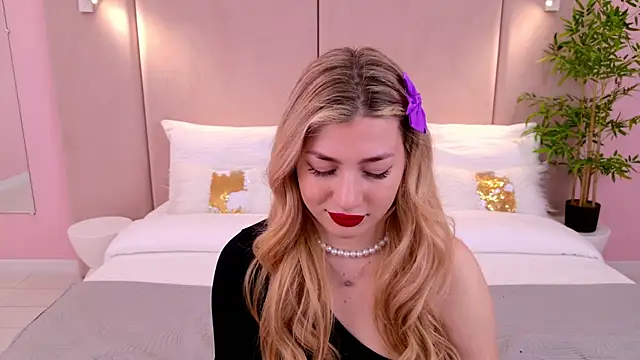 HelenaMorgan online show from 02/07/25, 06:03