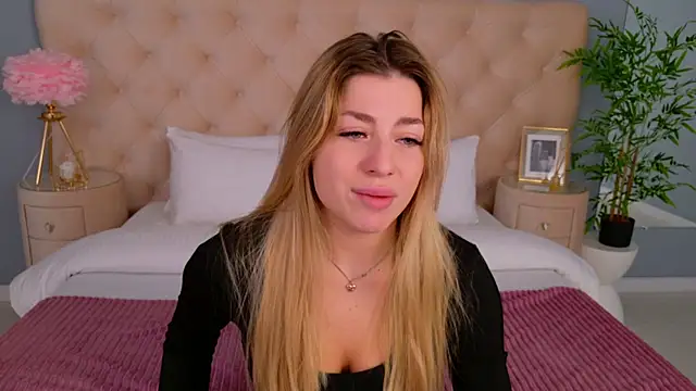 HelenaMorgan online show from 09/24/25, 03:10