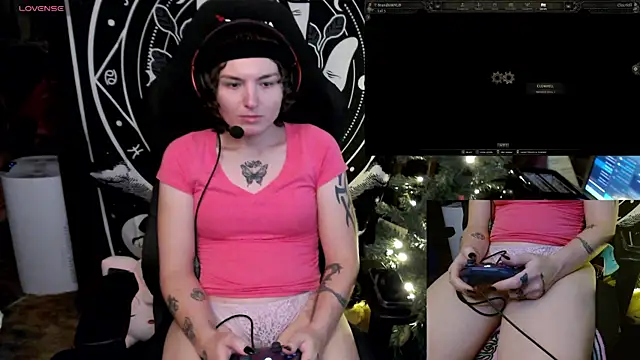 BrandiWRLD 999 online show from 12/27/24, 10:48