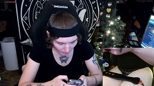 BrandiWRLD 999 online show from 12/31/24, 09:50