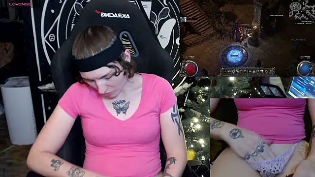 BrandiWRLD 999 online show from 01/03/25, 04:33