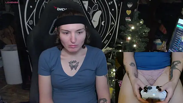 BrandiWRLD 999 online show from 01/19/25, 09:55