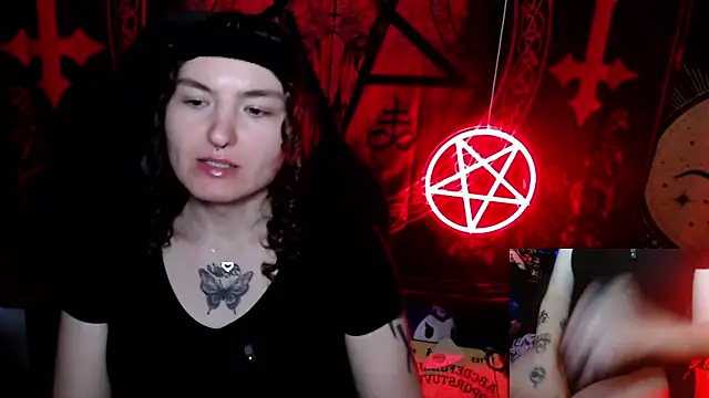 BrandiWRLD 999 online show from 10/09/25, 07:34