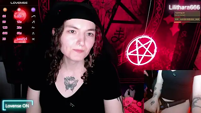 BrandiWRLD 999 online show from 10/30/25, 01:29