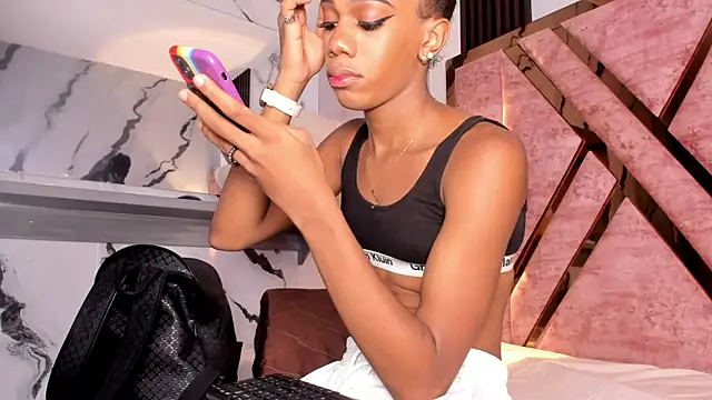 tifany bigdick online show from 12/18/25, 06:36