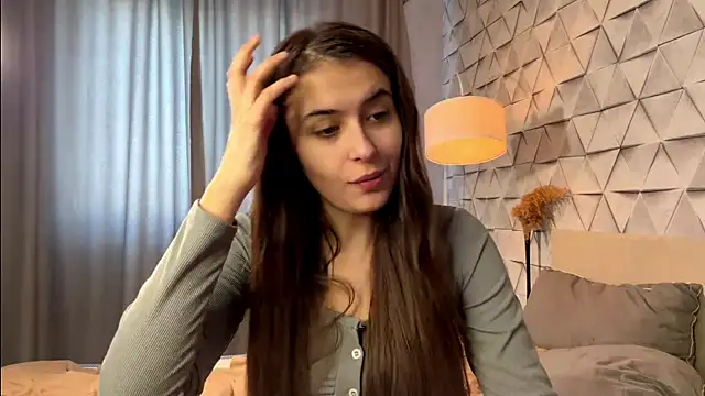 elisa moon online show from 03/17/26, 11:13