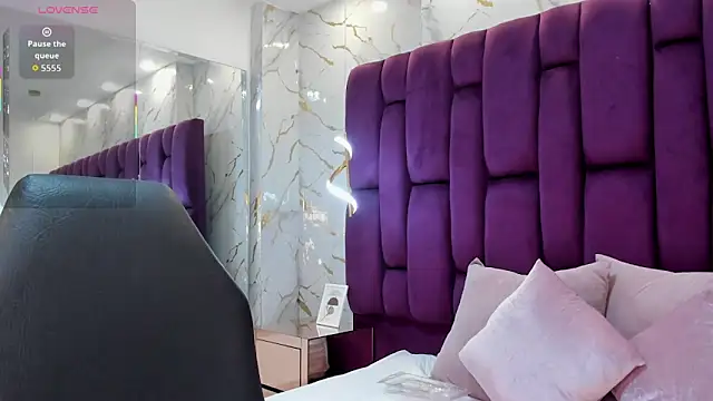 emma carterr1 online show from 03/28/26, 07:35