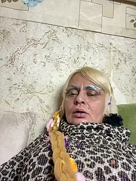 Snapshot of Gardener_of_Illusions chatting on 01/22/25, 07:35 Gardener of Illusions online show from 01/22/25, 07:35