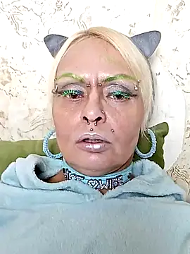 Snapshot of Gardener_of_Illusions chatting on 01/22/25, 03:51 Gardener of Illusions online show from 01/22/25, 03:51