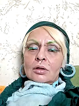 Snapshot of Gardener_of_Illusions chatting on 01/22/25, 09:54 Gardener of Illusions online show from 01/22/25, 09:54