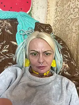 Snapshot of Gardener_of_Illusions chatting on 01/24/25, 10:30 Gardener of Illusions online show from 01/24/25, 10:30