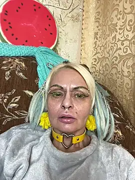 Snapshot of Gardener_of_Illusions chatting on 01/25/25, 02:15 Gardener of Illusions online show from 01/25/25, 02:15