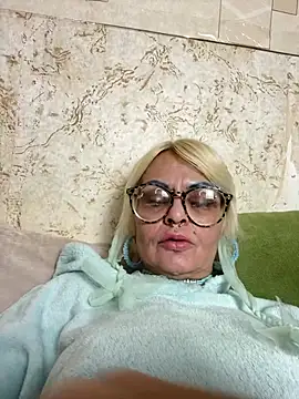 Snapshot of Gardener_of_Illusions chatting on 01/27/25, 11:11 Gardener of Illusions online show from 01/27/25, 11:11