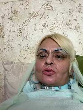 Snapshot of Gardener_of_Illusions chatting on 01/27/25, 11:43 Gardener of Illusions online show from 01/27/25, 11:43