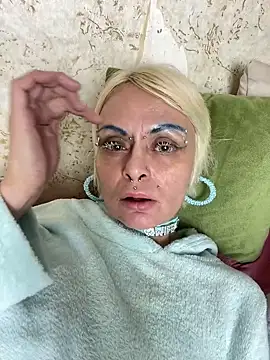 Snapshot of Gardener_of_Illusions chatting on 01/28/25, 02:53 Gardener of Illusions online show from 01/28/25, 02:53