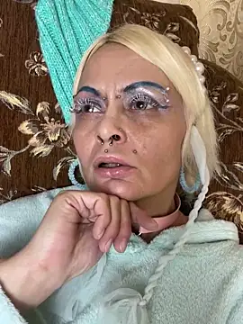 Snapshot of Gardener_of_Illusions chatting on 01/30/25, 12:07 Gardener of Illusions online show from 01/30/25, 12:07