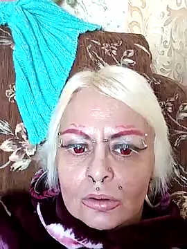 Snapshot of Gardener_of_Illusions chatting on 02/12/25, 07:13 Gardener of Illusions online show from 02/12/25, 07:13