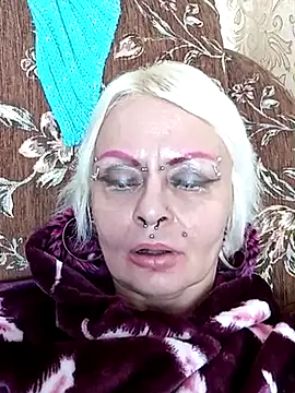 Snapshot of Gardener_of_Illusions chatting on 02/13/25, 02:34 Gardener of Illusions online show from 02/13/25, 02:34