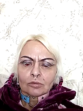 Snapshot of Gardener_of_Illusions chatting on 02/15/25, 11:58 Gardener of Illusions online show from 02/15/25, 11:58