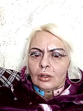 Snapshot of Gardener_of_Illusions chatting on 02/16/25, 03:15 Gardener of Illusions online show from 02/16/25, 03:15