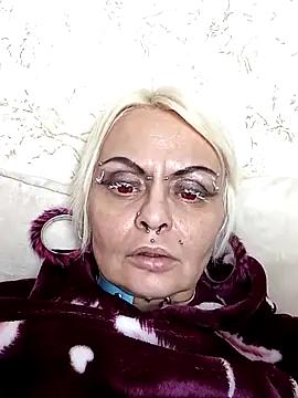 Snapshot of Gardener_of_Illusions chatting on 02/16/25, 09:26 Gardener of Illusions online show from 02/16/25, 09:26