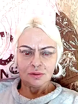 Snapshot of Gardener_of_Illusions chatting on 02/18/25, 10:58 Gardener of Illusions online show from 02/18/25, 10:58