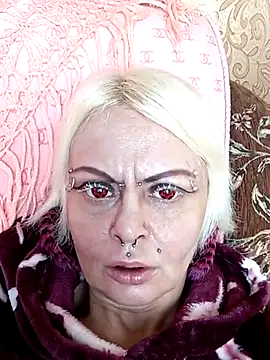 Snapshot of Gardener_of_Illusions chatting on 02/19/25, 12:00 Gardener of Illusions online show from 02/19/25, 12:00