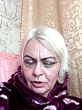 Snapshot of Gardener_of_Illusions chatting on 02/20/25, 04:57 Gardener of Illusions online show from 02/20/25, 04:57