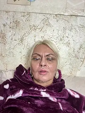 Snapshot of Gardener_of_Illusions chatting on 02/21/25, 01:55 Gardener of Illusions online show from 02/21/25, 01:55