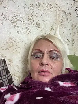 Snapshot of Gardener_of_Illusions chatting on 02/28/25, 11:45 Gardener of Illusions online show from 02/28/25, 11:45