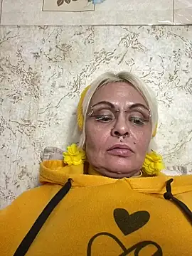 Snapshot of Gardener_of_Illusions chatting on 03/02/25, 03:59 Gardener of Illusions online show from 03/02/25, 03:59