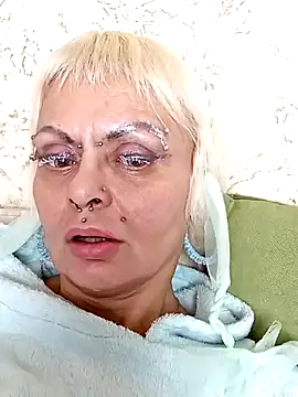 Snapshot of Gardener_of_Illusions chatting on 03/05/25, 11:16 Gardener of Illusions online show from 03/05/25, 11:16