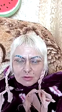 Snapshot of Gardener_of_Illusions chatting on 03/08/25, 01:47 Gardener of Illusions online show from 03/08/25, 01:47