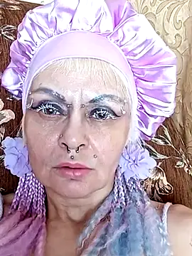 Snapshot of Gardener_of_Illusions chatting on 03/14/25, 05:24 Gardener of Illusions online show from 03/14/25, 05:24