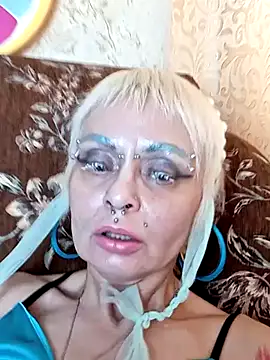 Snapshot of Gardener_of_Illusions chatting on 03/15/25, 09:41 Gardener of Illusions online show from 03/15/25, 09:41